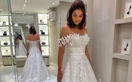 Mehr als nur Muster: Warum Spitze Ihre Traumhochzeit verzaubert?