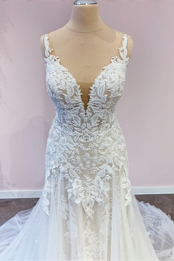 Atemberaubendes Brautkleid in A-Linie mit Spaghettiträgern, Tüll und applizierter Spitze