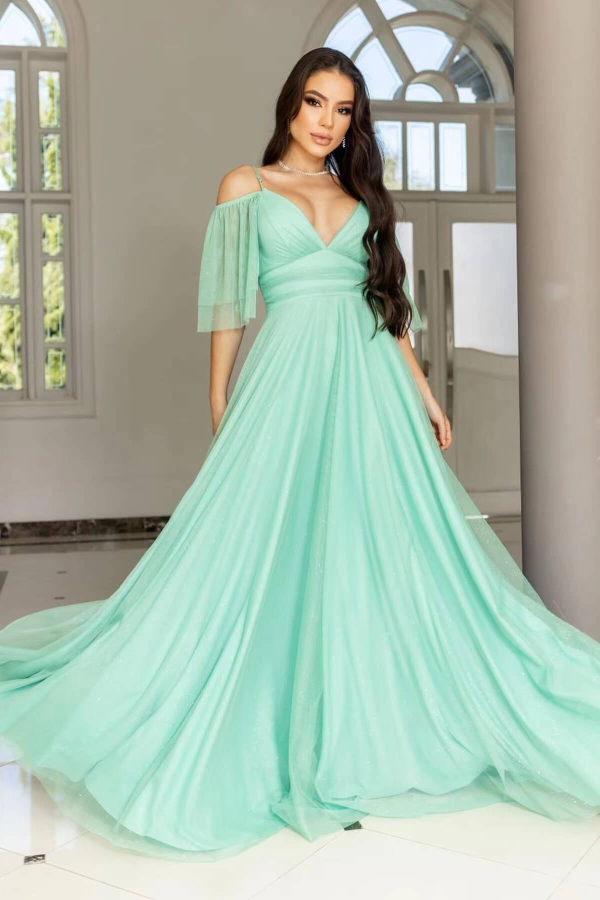 Boho-Tüll-Abschlussballkleid mit Spaghettiträgern in A-Linie