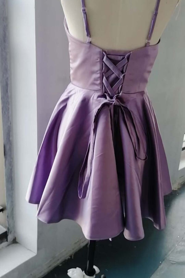 Schickes Abendkleid mit Spaghettiträgern und ärmellosen Rüschen