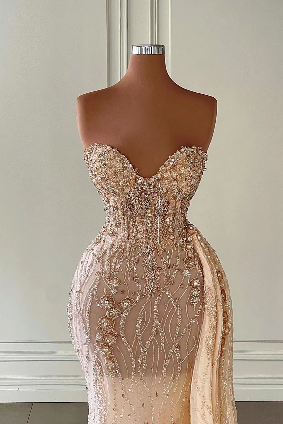 Wunderschönes Schatz-Meerjungfrau-Tüll-Abendkleid mit Strass-Pailletten