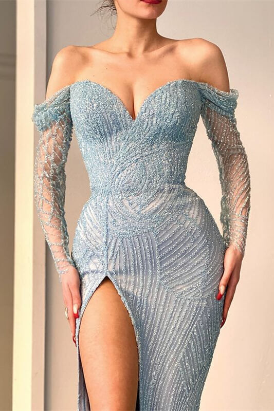 Atemberaubendes, schulterfreies Abendkleid im Meerjungfrau-Stil mit langen Ärmeln und herzförmiger Verzierung