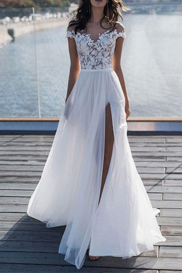 Kurze Ärmel, Applikationen, geteiltes Brautkleid