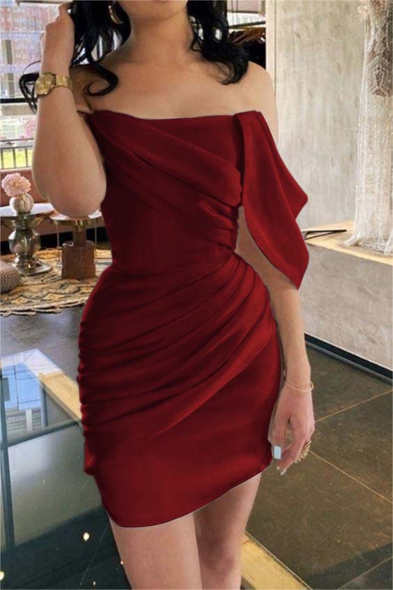 Elegantes, schulterfreies, weißes Heimkehrkleid mit Falten