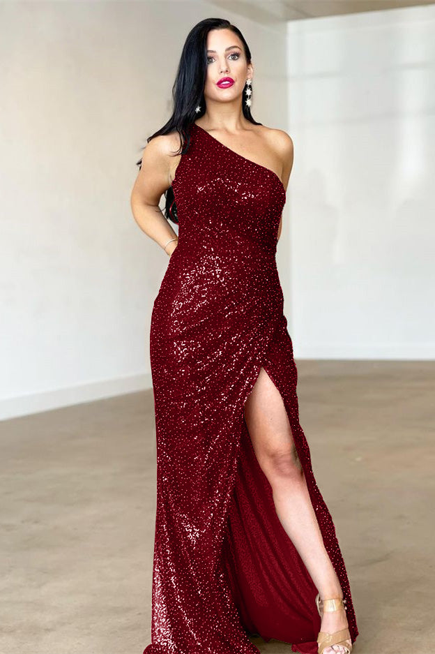 Burgunderrotes One-Shoulder-Schlitz-Meerjungfrau-Abendkleid mit Rückenfrei