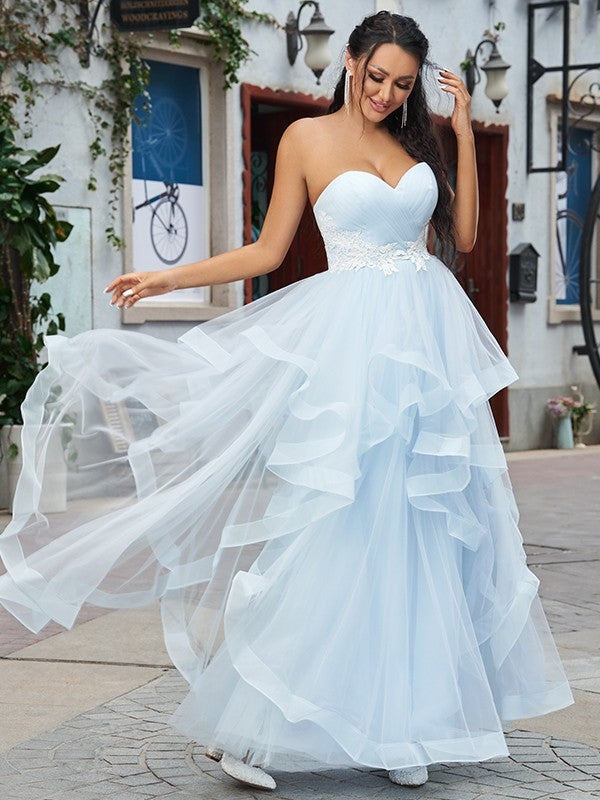 Babyblaues Tüll-Abschlussballkleid lang mit Applikation