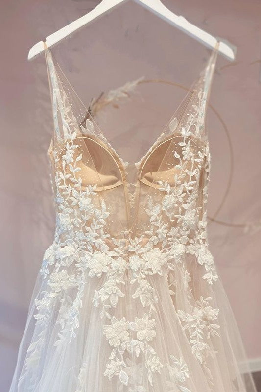 Spaghettiträger, herzförmiges A-Linien-Brautkleid aus Tüll mit Applikationen und Spitze