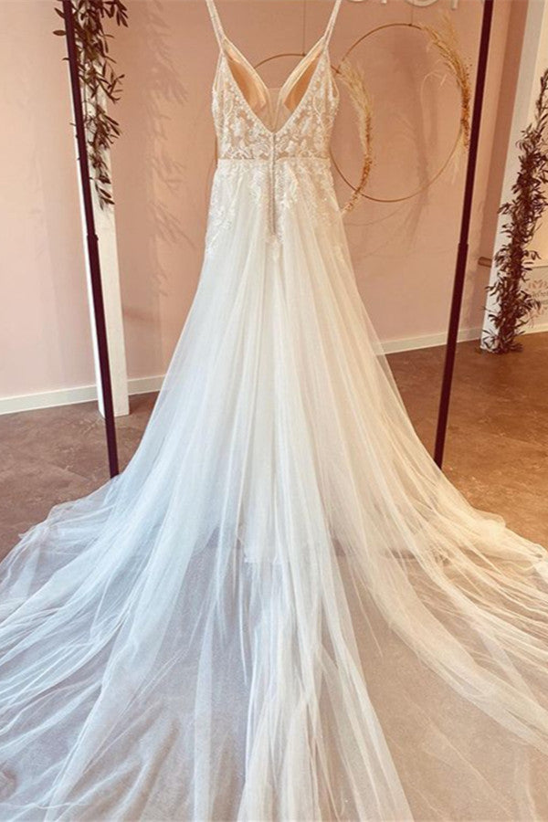 Bescheidenes langes Brautkleid aus Tüll, A-Linie, V-Ausschnitt, Spaghettiträgern und Spitzenapplikationen