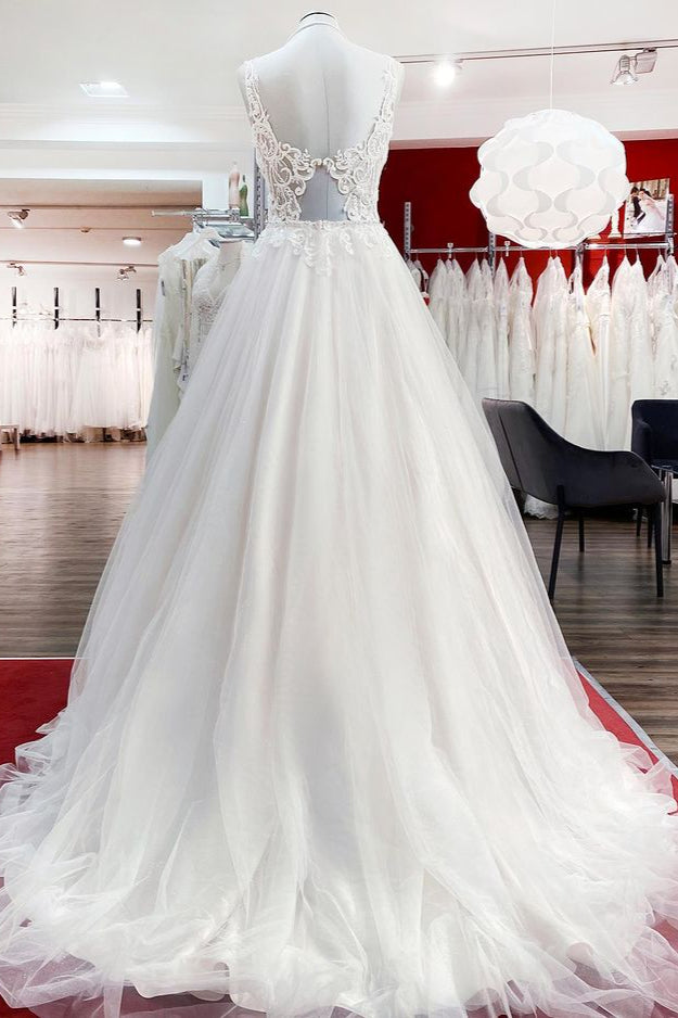Elegantes, langes, bodenlanges Brautkleid mit Tüll-Schatz in A-Linie
