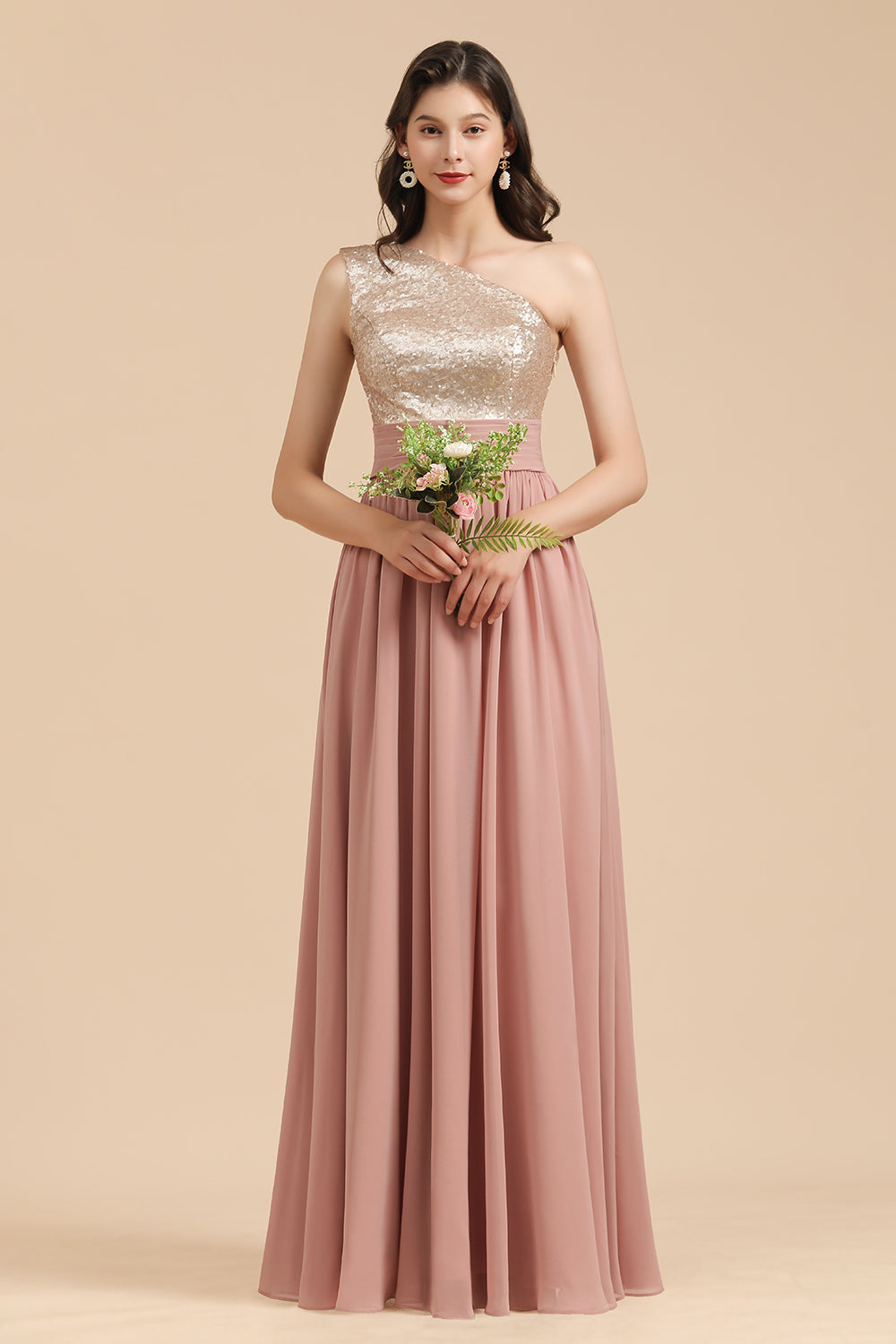 Hier können Sie Brautjungfernkleider Lang Altrosa online bei babyonlinedress.de. Chiffon Kleider Mit Glitzer für Sie zur Hochzeit gehen.