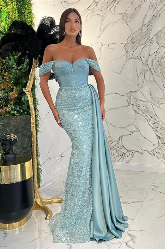 Atemberaubendes, schulterfreies, herzförmiges Meerjungfrau-Abschlussballkleid mit Pailletten und Rüschen