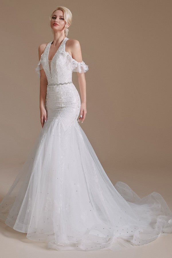 Elegantes, langes, bodenlanges Brautkleid aus Tüll mit Neckholder und Applikationen aus Spitze im Meerjungfrau-Stil