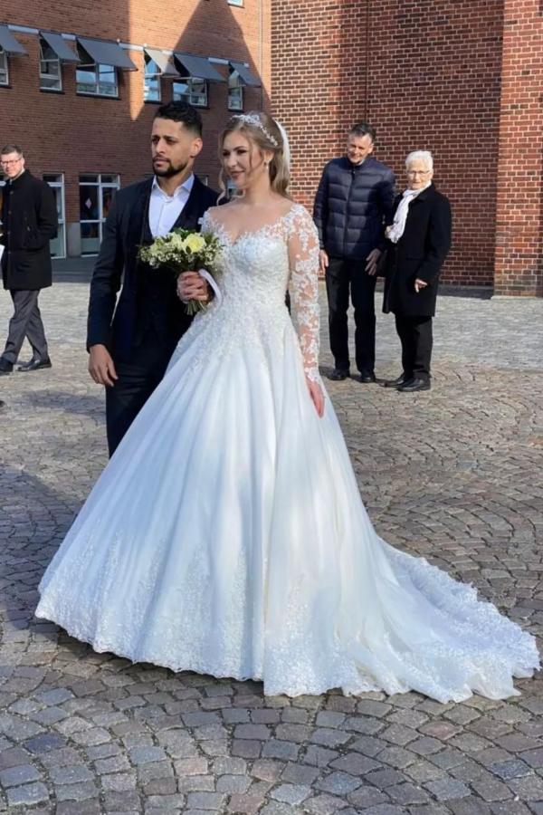 A-Linien-Brautkleid mit Herzausschnitt, Applikationen, langen Ärmeln und Spitze