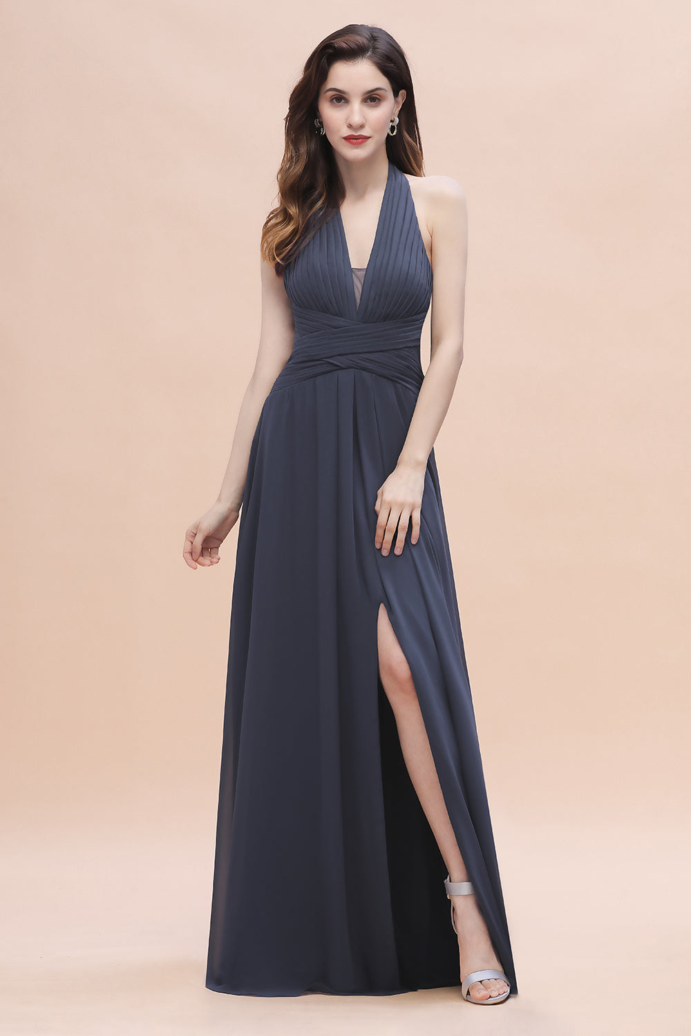 Bestellen Sie Schlichtes Abendkleid Chiffon online bei babyonlinedress.de. Brautjungfernkleider Lang Günstig für Sie zur Hochteit gehen.