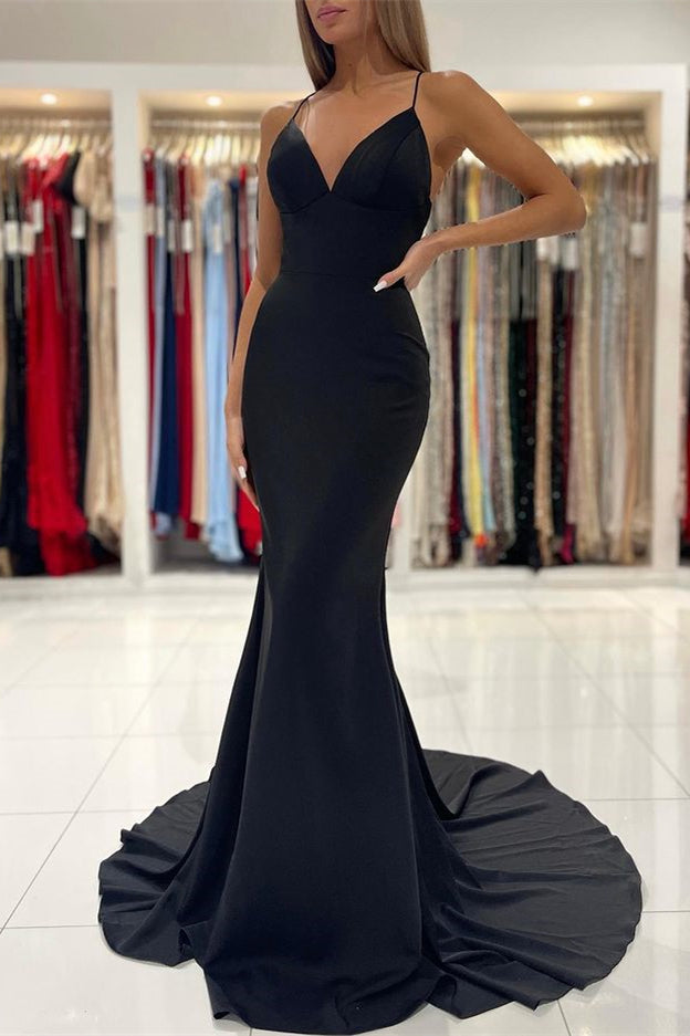 Schwarzes langes Ballkleid im Meerjungfrau-Stil mit Spaghettiträgern und Charmeuse