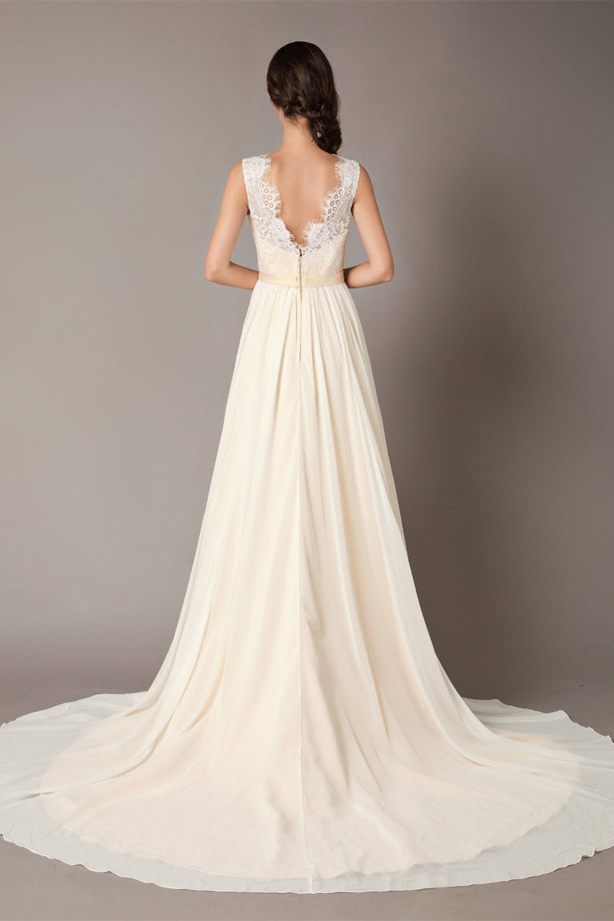 Champagnerfarbenes Spitzen-Chiffon-Brautkleid
