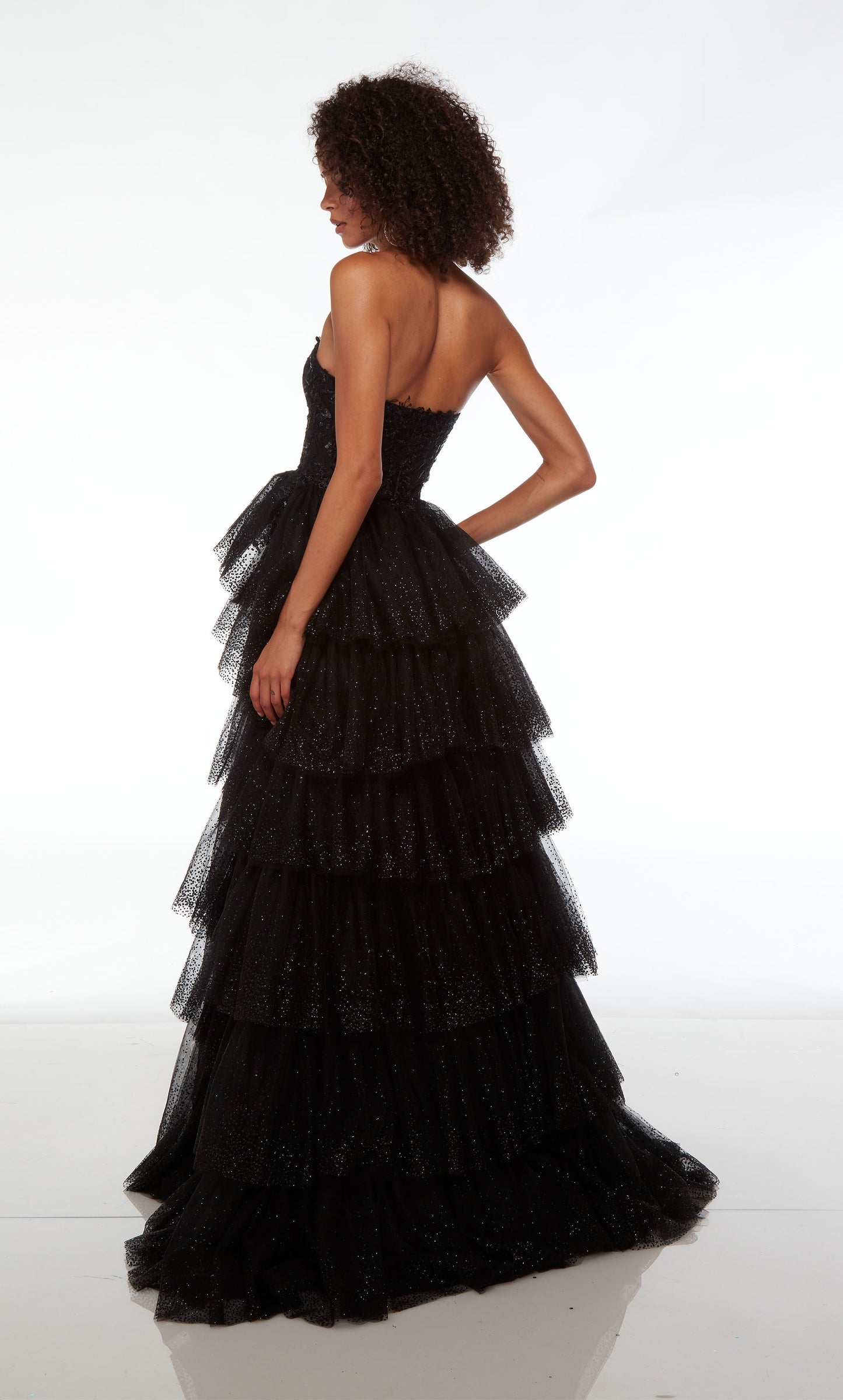 Formelles Ballkleid aus langem Tüll mit geschlitzten Handschuhen, Kleid mit V-Ausschnitt, ärmellos