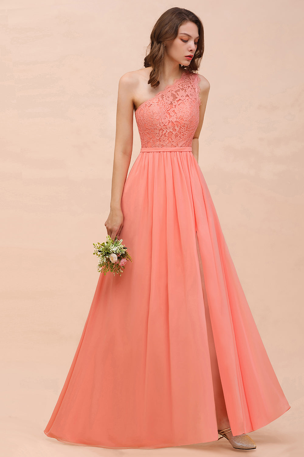 Suchen Sie Wunderschöne Brautjungfernkleider Lang Coral online bei babyonlinedress.de. Kleider Für Brautjungfern Günstig maß geschneidert kaufen.