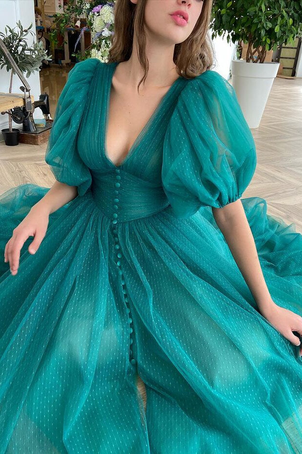 Dunkelgrünes Tüll-Abendkleid mit V-Ausschnitt, A-Linie, kurze Ärmel, gerüscht