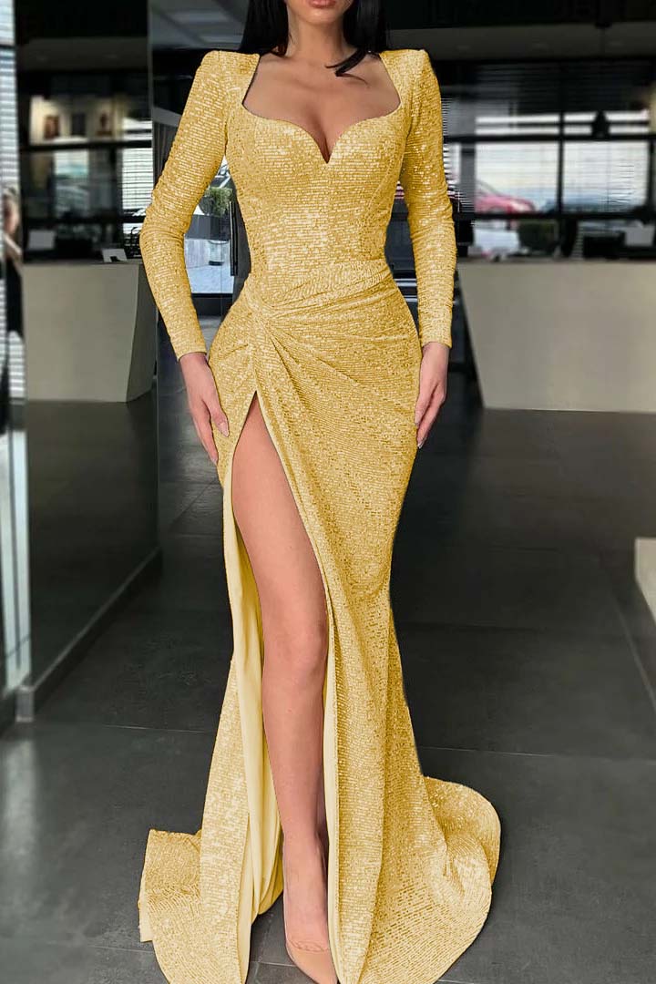 Abendkleid mit langen Ärmeln und Wasserfallausschnitt im Meerjungfrau-Stil mit hohem Schlitz