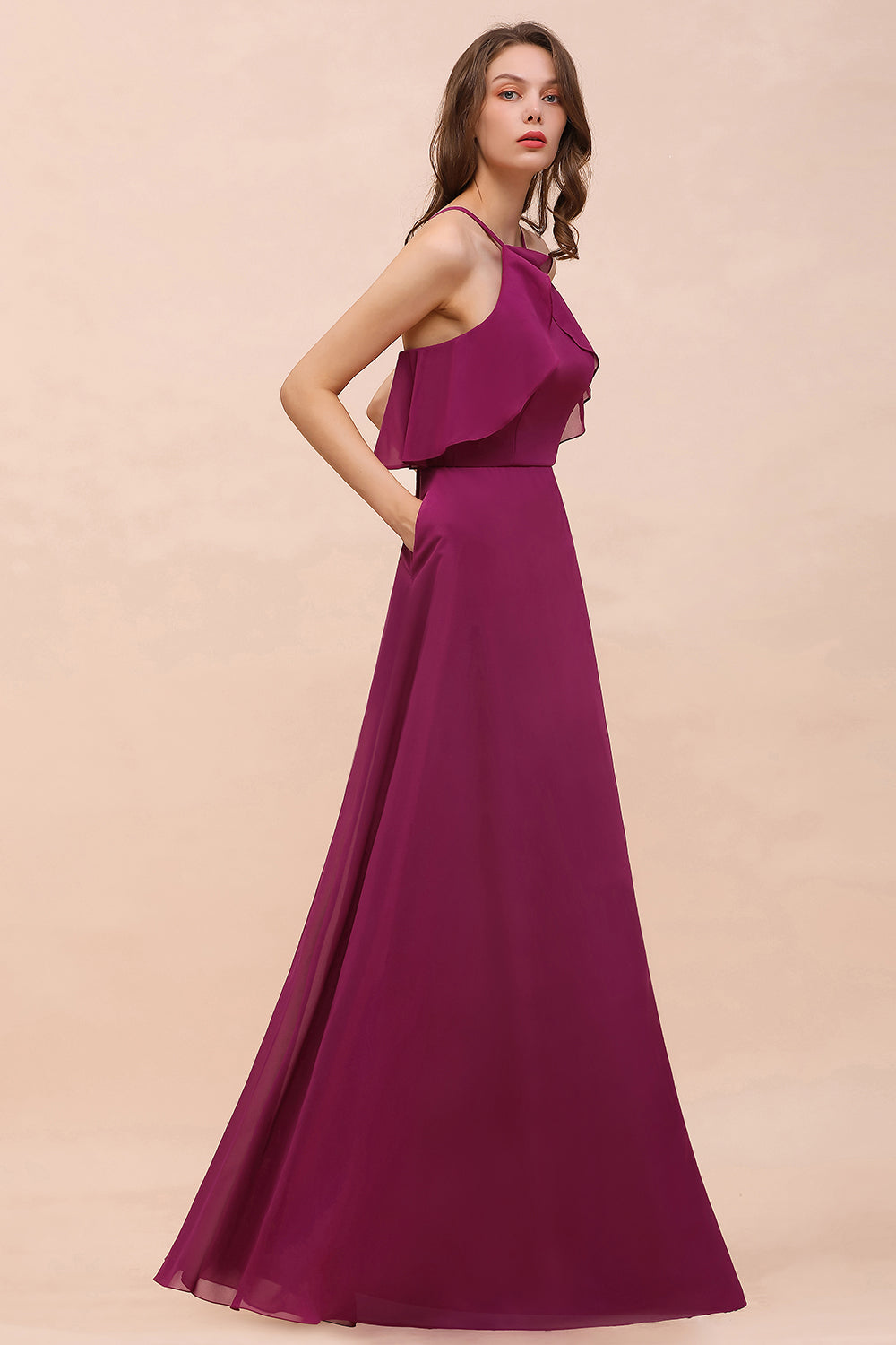 Suchen Sie Fuchisa Brautjungfernkleider Lang Chiffon online bei babyonlinedress.de. Brautjungfernkleid Günstig für Sie maß geschneidert kaufen.