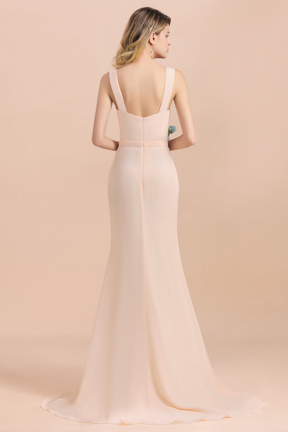 Bestellen Sie Champagne Brautjungfernkleider Lang online bei babyonlinedress.de. Chiffon Kleider Für Brautjungfern für Sie zur Hochzeit gehen.