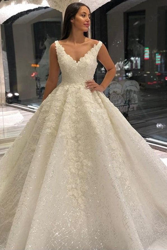 Bodenlanges Brautkleid in A-Linie mit tiefem V-Ausschnitt, Spitzenapplikationen und Pailletten