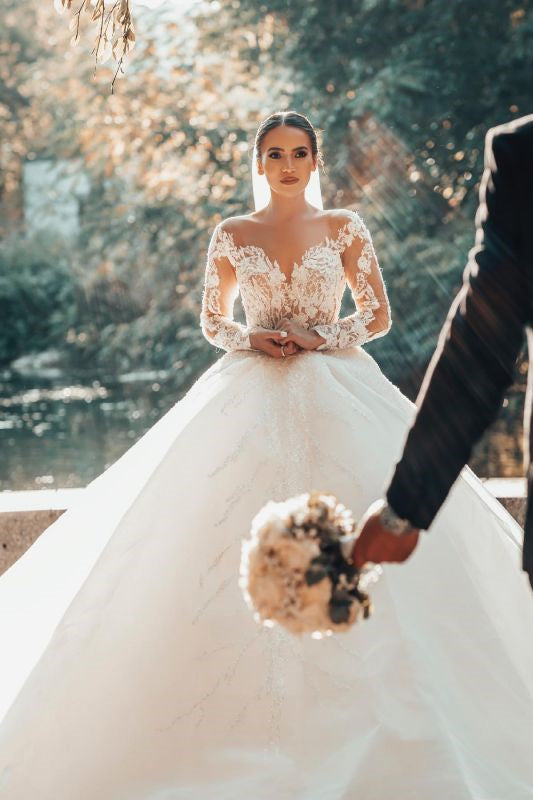 Schulterfreies Ballkleid-Hochzeitskleid mit Spitze