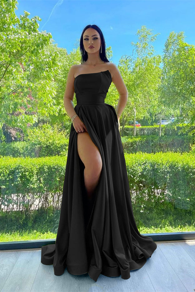 Elegantes grünes trägerloses Ballkleid in A-Linie mit Schlitz