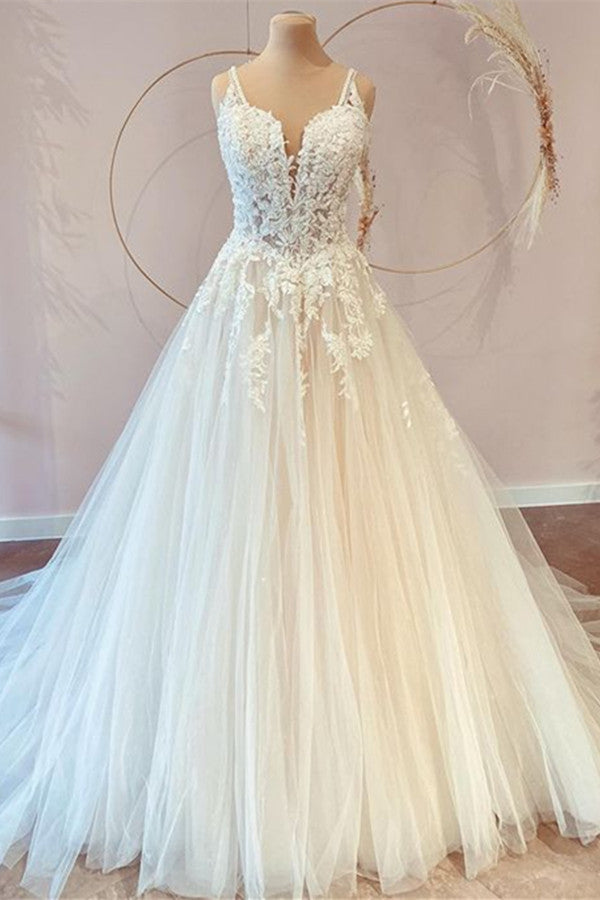Lange Brautkleider im Prinzessin-Stil mit herzförmiger Spitze und Tüllapplikationen