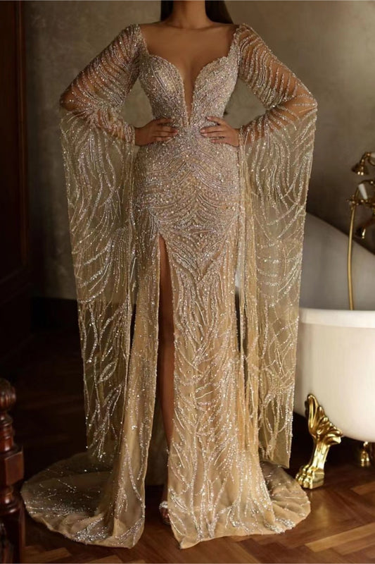 Sexy Meerjungfrau-Abendkleid aus Tüll mit Wasserfallausschnitt, langen Ärmeln, hohem Schlitz und Pailletten