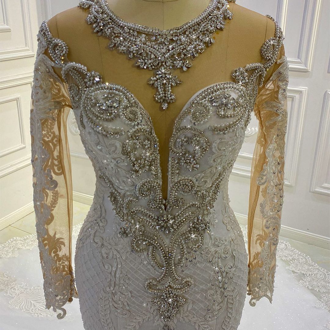 Bateau-Brautkleid im Meerjungfrau-Stil mit Perlen und Pailletten, Spitzenapplikationen und Perlen