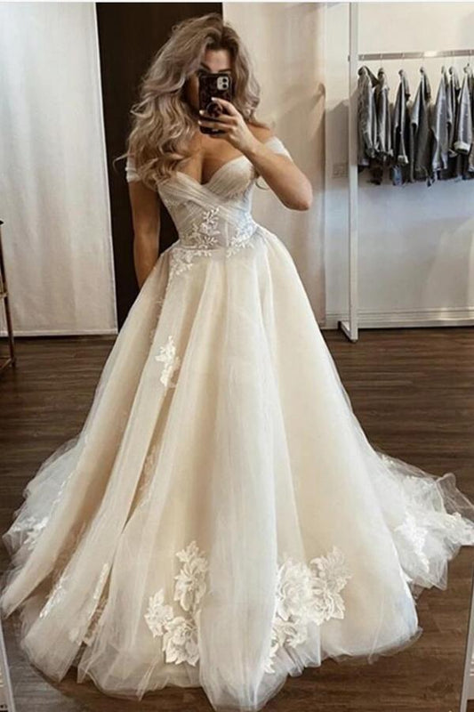 Edles, schulterfreies Tüll-Brautkleid in A-Linie