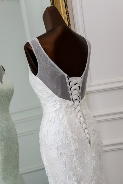 Herzförmiges, rückenfreies Brautkleid im Meerjungfrau-Stil mit Spitzenapplikationen