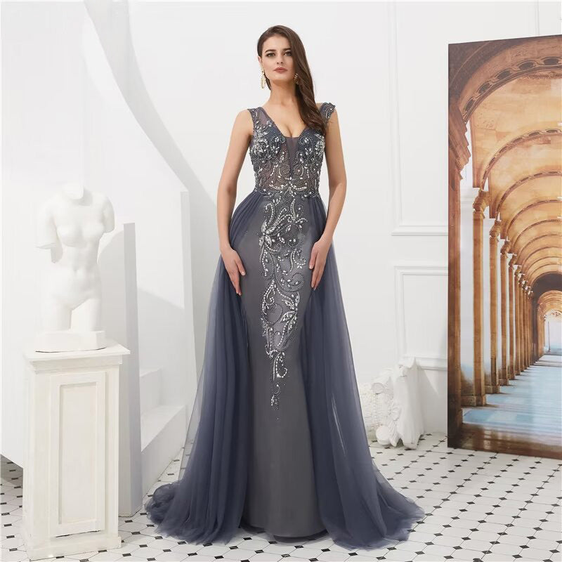 Burgunderrotes Abendkleid im Meerjungfrau-Stil mit V-Ausschnitt und Kristallperlen, rückenfrei, langes formelles Abendkleid