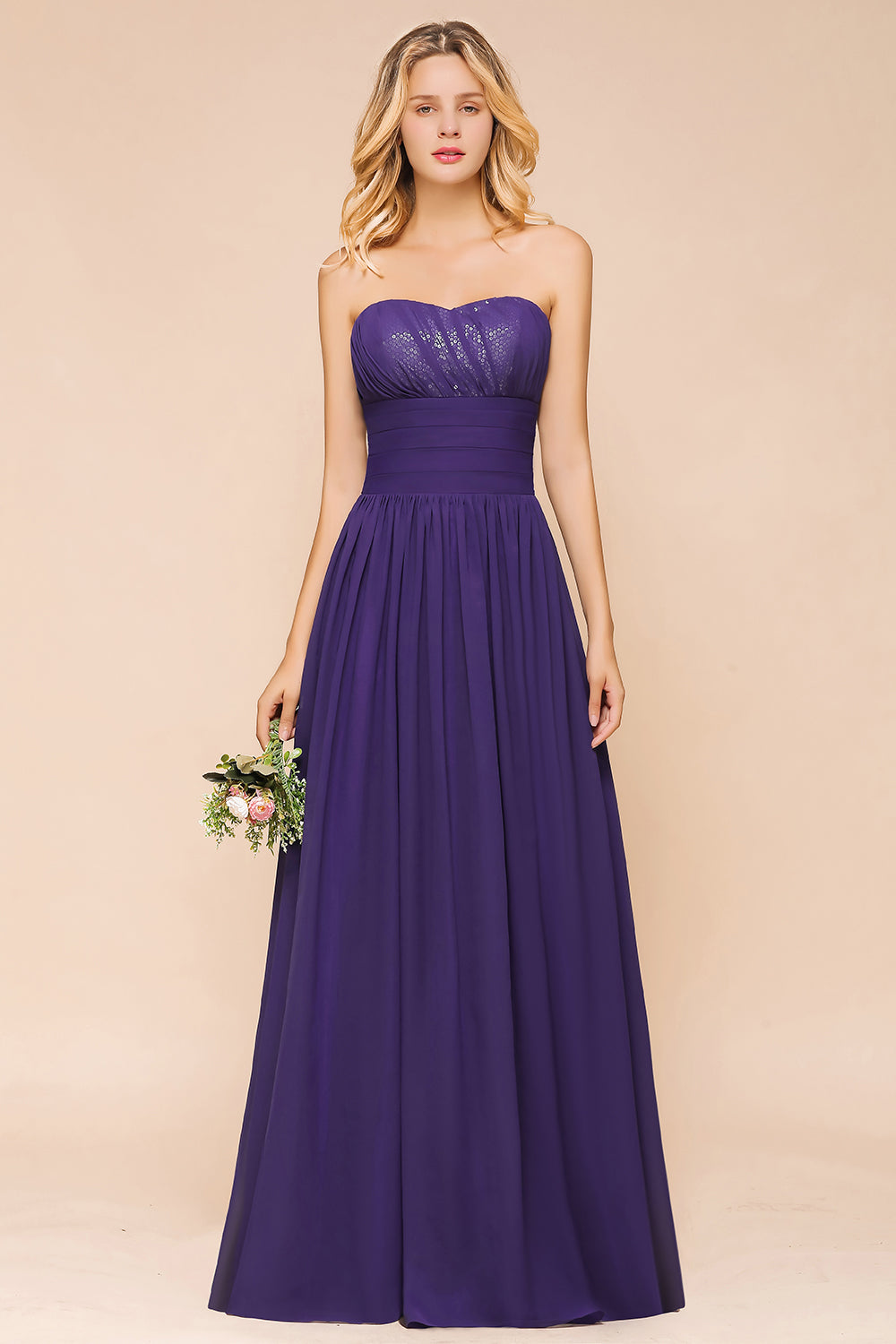 Suchen Sie Regency Brautjungfernkleider Lang Günstig online bei babyonlinedress.de. Kleider für Brautjungfern für Sie zur Hochzeit gehen.
