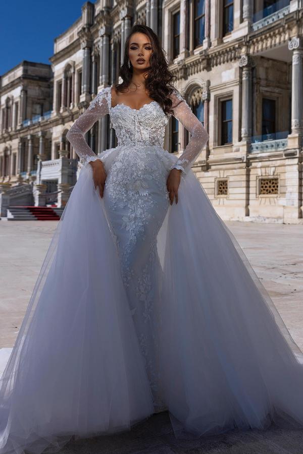 Wunderschönes herzförmiges, langärmliges Brautkleid im Meerjungfrau-Stil aus Spitze mit abnehmbarer Schleppe