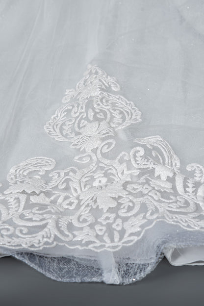 Elegantes Ballkleid-Hochzeitskleid aus transparentem Tüll mit Flügelärmeln, Spitze und V-Ausschnitt