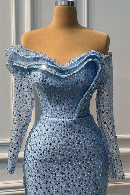Blaues, herzförmiges, langärmliges Meerjungfrau-Abschlussballkleid mit geteilten Perlen