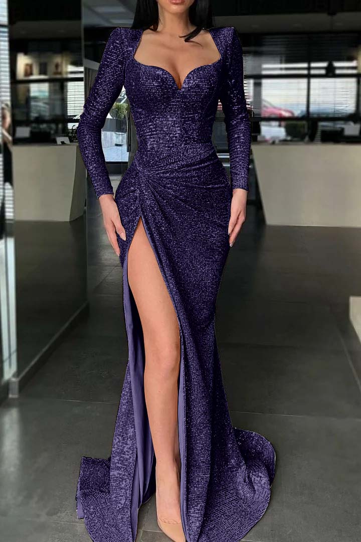 Abendkleid mit langen Ärmeln und Wasserfallausschnitt im Meerjungfrau-Stil mit hohem Schlitz