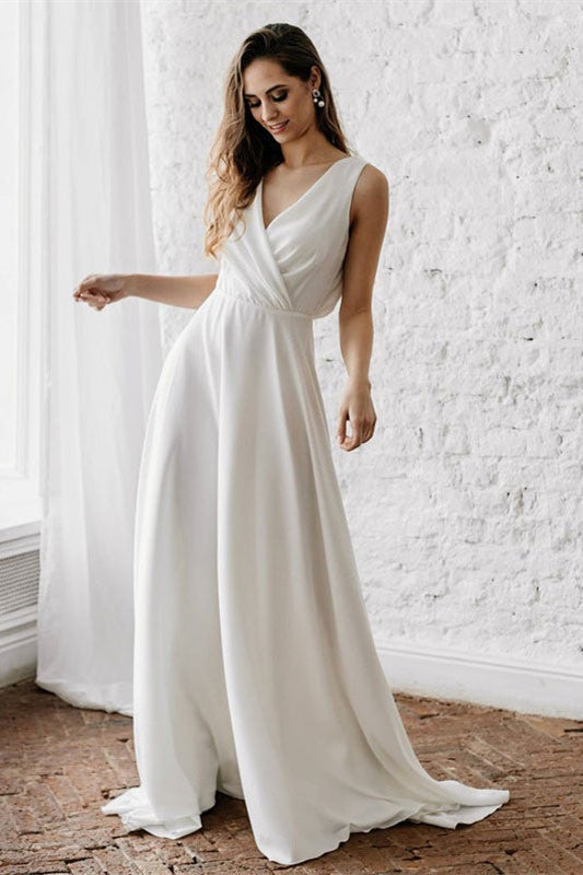 Ärmelloses langes Brautkleid mit V-Ausschnitt