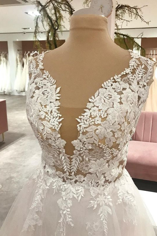 Bodenlanges Brautkleid in A-Linie mit herzförmigem Tüll und Spitzenapplikationen