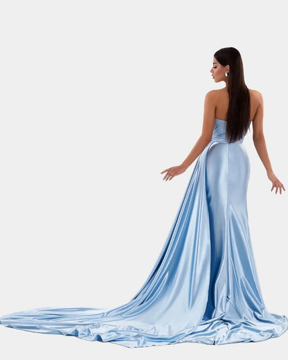 Trägerloses, sexy blaues, ärmelloses Ballkleid mit hohem Schlitz | Ovlias