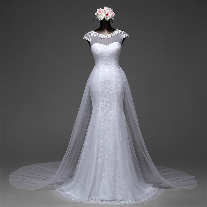 Langes Brautkleid aus Spitze im Meerjungfrau-Stil mit Tüll