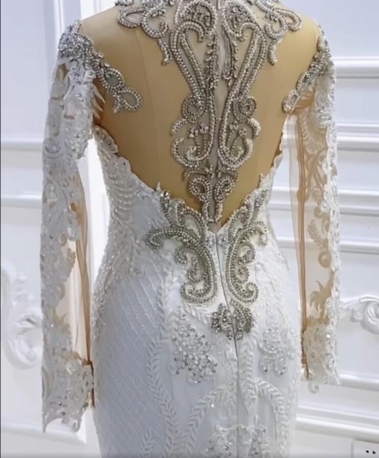 Bateau-Brautkleid im Meerjungfrau-Stil mit Perlen und Pailletten, Spitzenapplikationen und Perlen