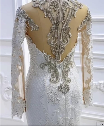 Bateau-Brautkleid im Meerjungfrau-Stil mit Perlen und Pailletten, Spitzenapplikationen und Perlen