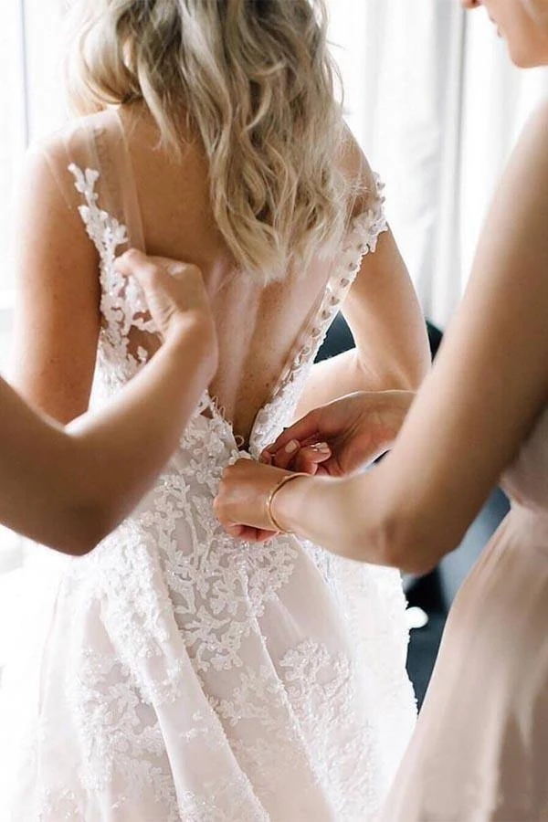 A-Linien-Brautkleid mit Trägern, V-Ausschnitt und Blumenperlen