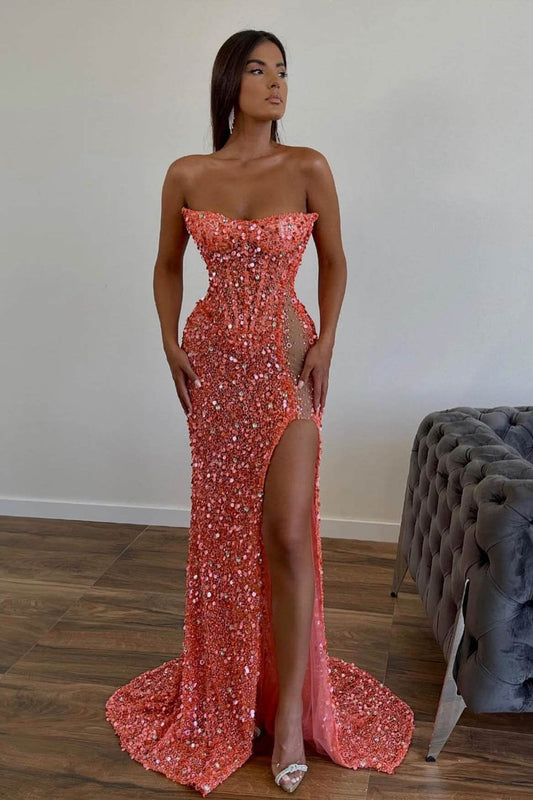 Wunderschönes, orangefarbenes, ärmelloses, herzförmiges Meerjungfrau-Abschlussballkleid mit Pailletten