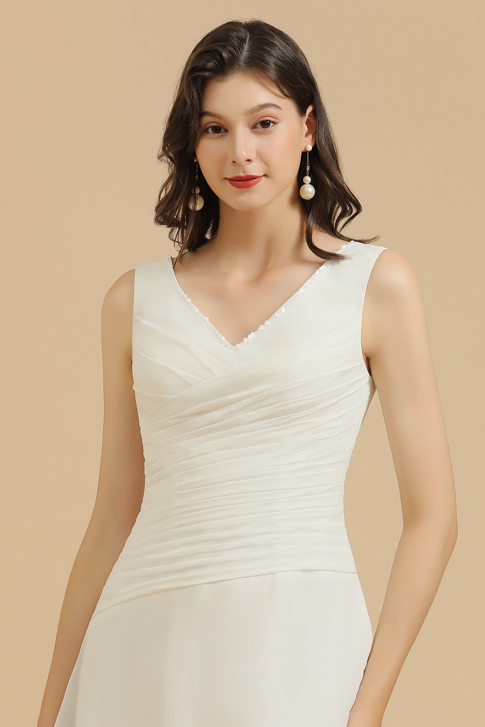 Babyonlinedress.de bietet Große Ausschwal von Schlichtes Brautjungfernkleider Weiß online. Kurze Kleider Für Brautjungfern mit hocher Qualität bekommen.