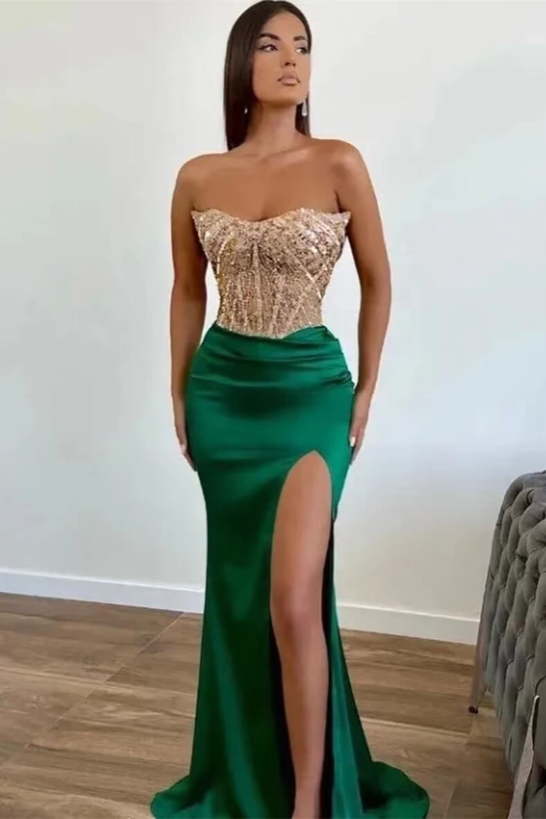 Dunkelgrünes, perlenbesetztes Meerjungfrau-Abschlussballkleid, trägerloses Kleid mit Schlitz und Pailletten